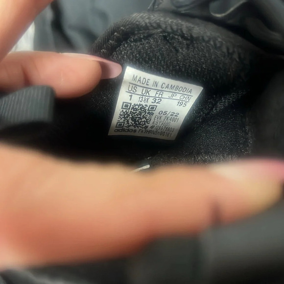 Adidas Sneakers 1 Youth​ - Picture 5 of 5